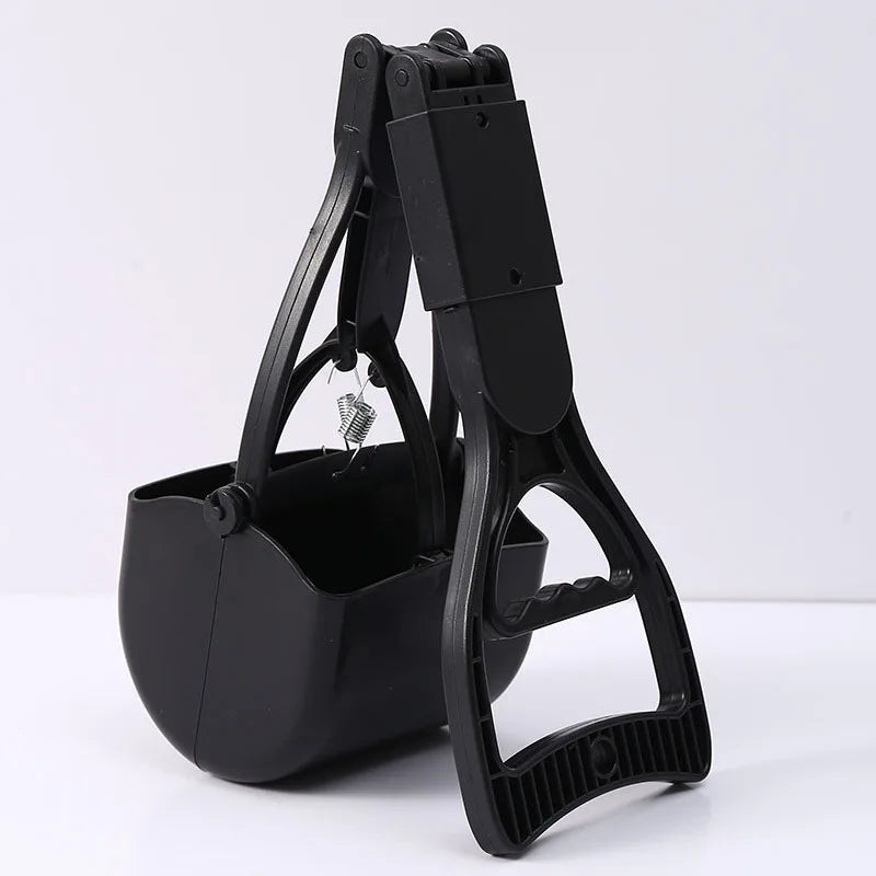 Jaw-Clamp Pooper Scooper