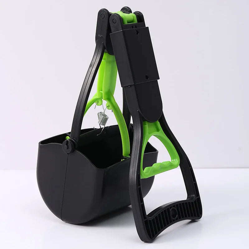 Jaw-Clamp Pooper Scooper